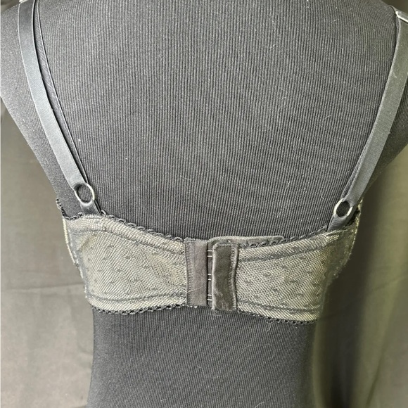 Victoria Secrets 34DDD Black lace dream angles push up - Picture 5 of 6